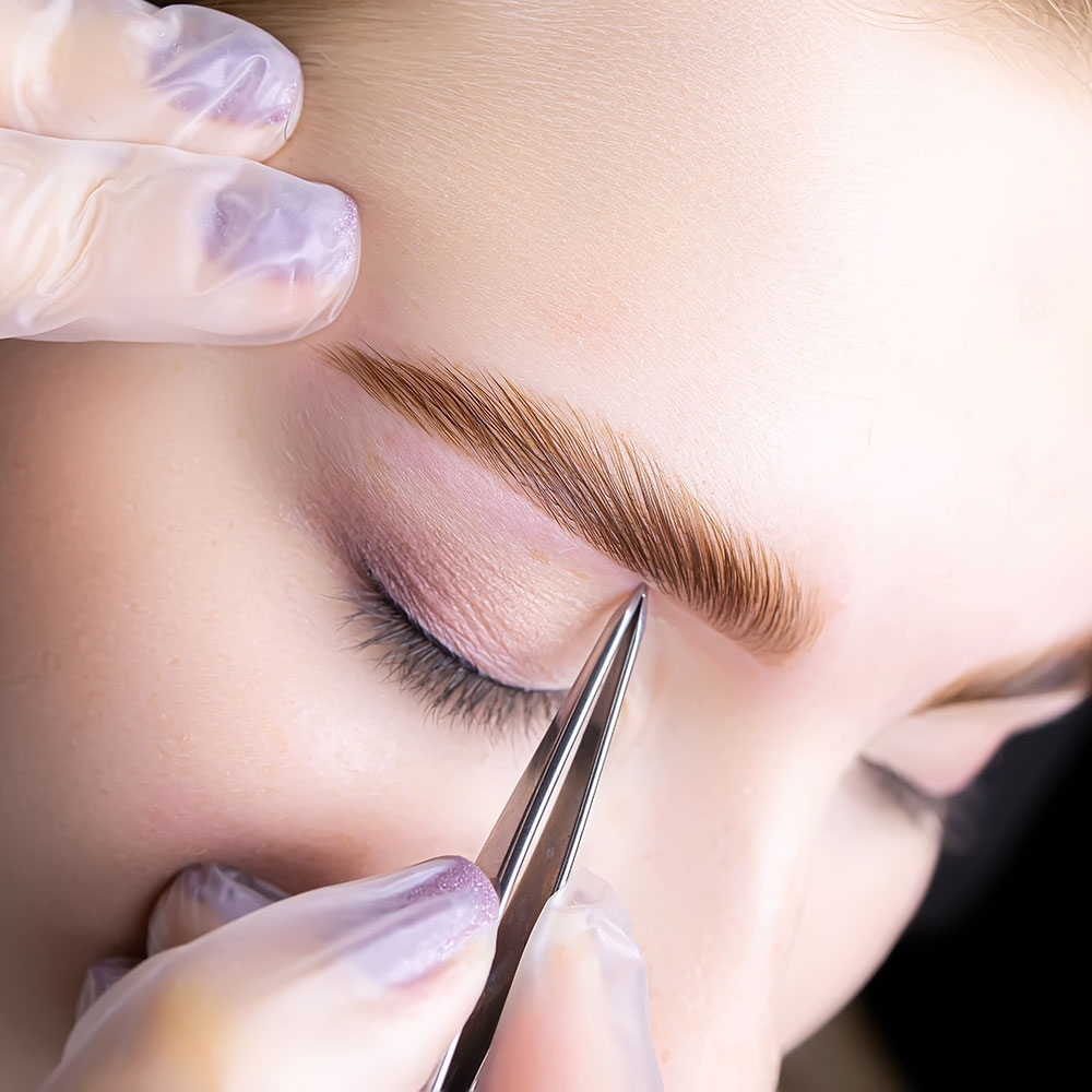 Diseño de Mirada (Pestañas y Cejas)